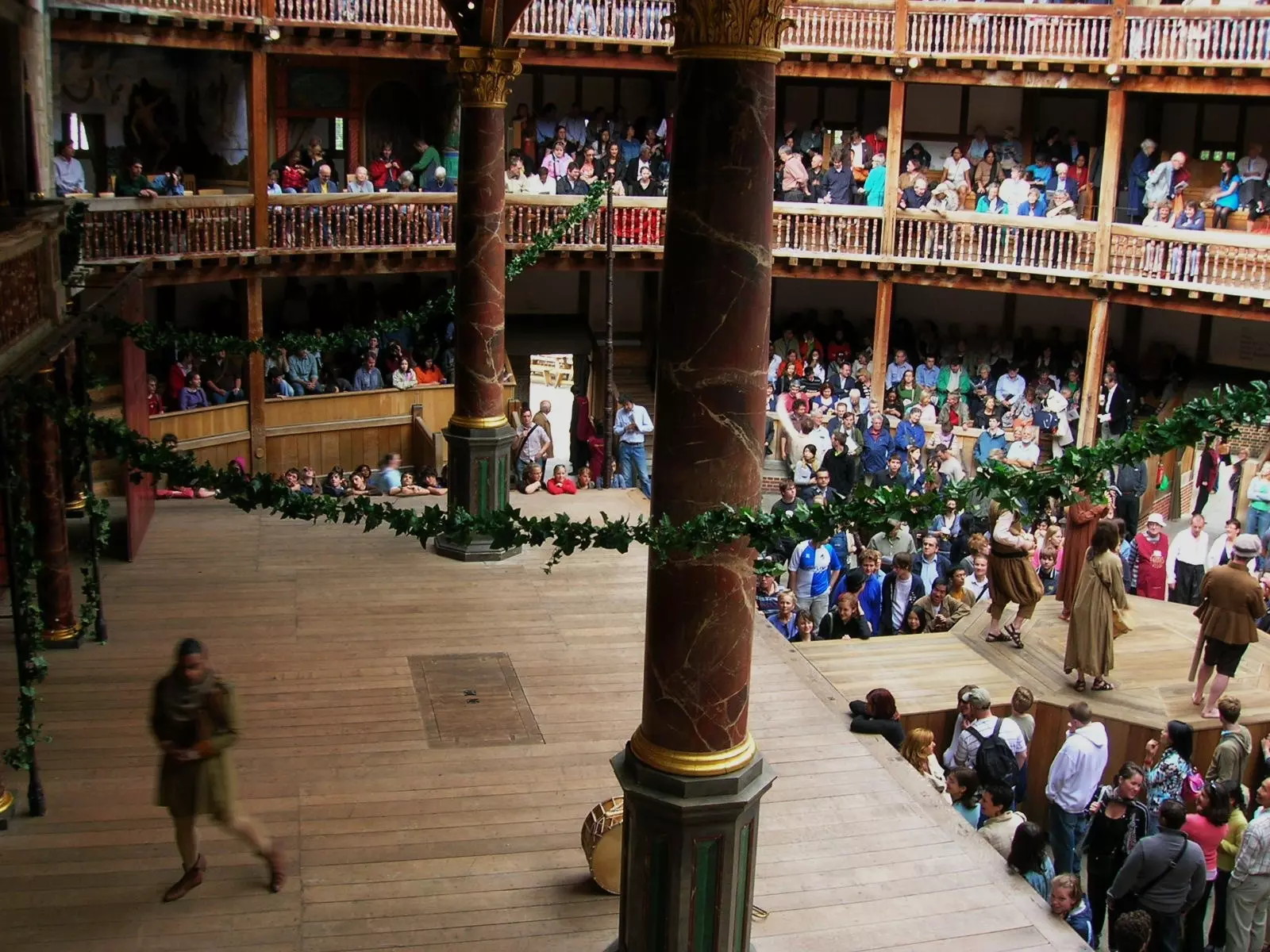 Globe tiyatrosu hakkında bilgi, shakespeare