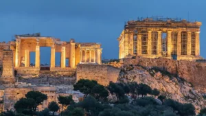 Akropolis nedir 